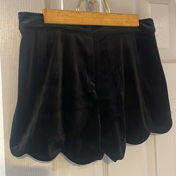Hyfve, velvet, black, shorts, size small - Picture 5 of 6
